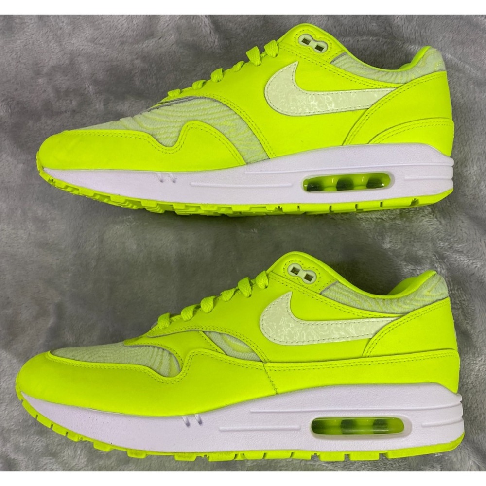 Nike Air Max 1 Sneakers Mens 9 Volt Neon Yellow FN6832-702 Topographic Pattern - Picture 2 of 7